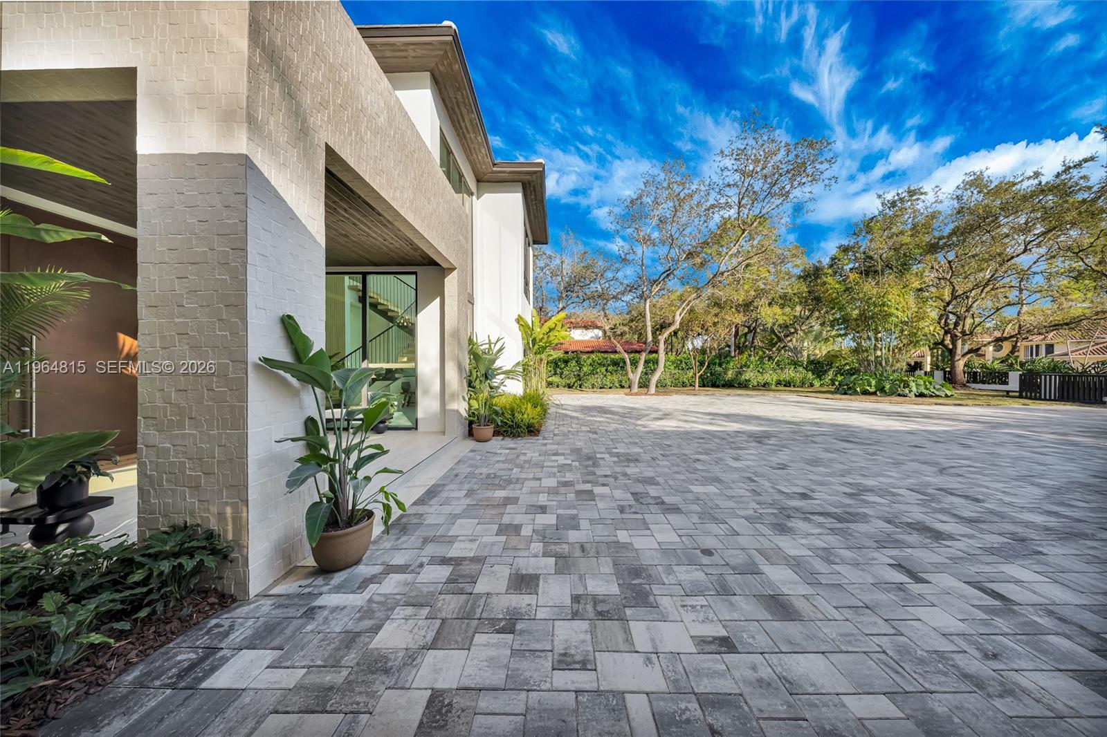 9381 SW 100th St Miami, FL 33176