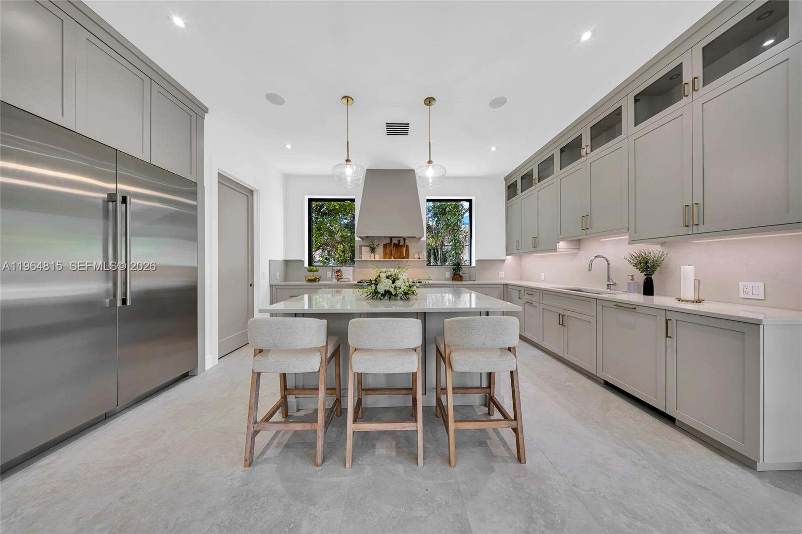 9381 SW 100th St Miami, FL 33176