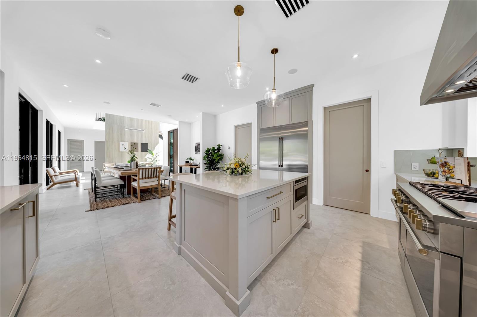 9381 SW 100th St Miami, FL 33176