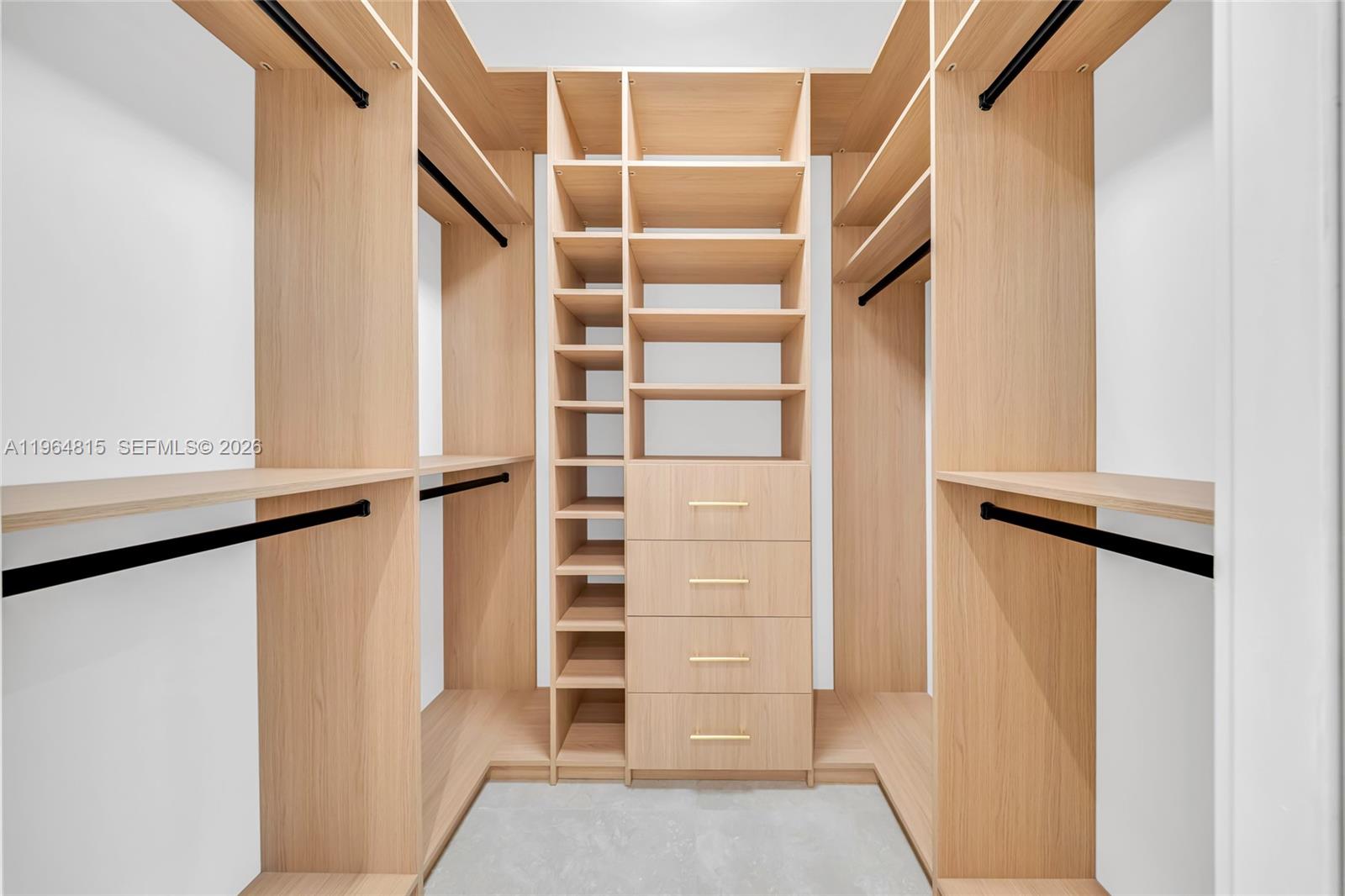 9381 SW 100th St Miami, FL 33176