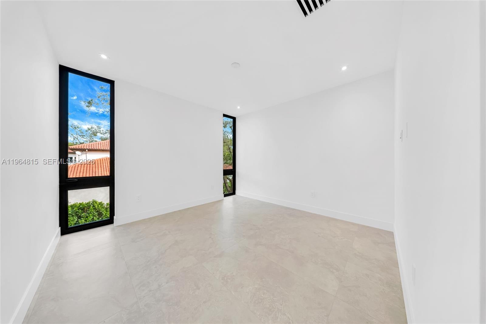 9381 SW 100th St Miami, FL 33176