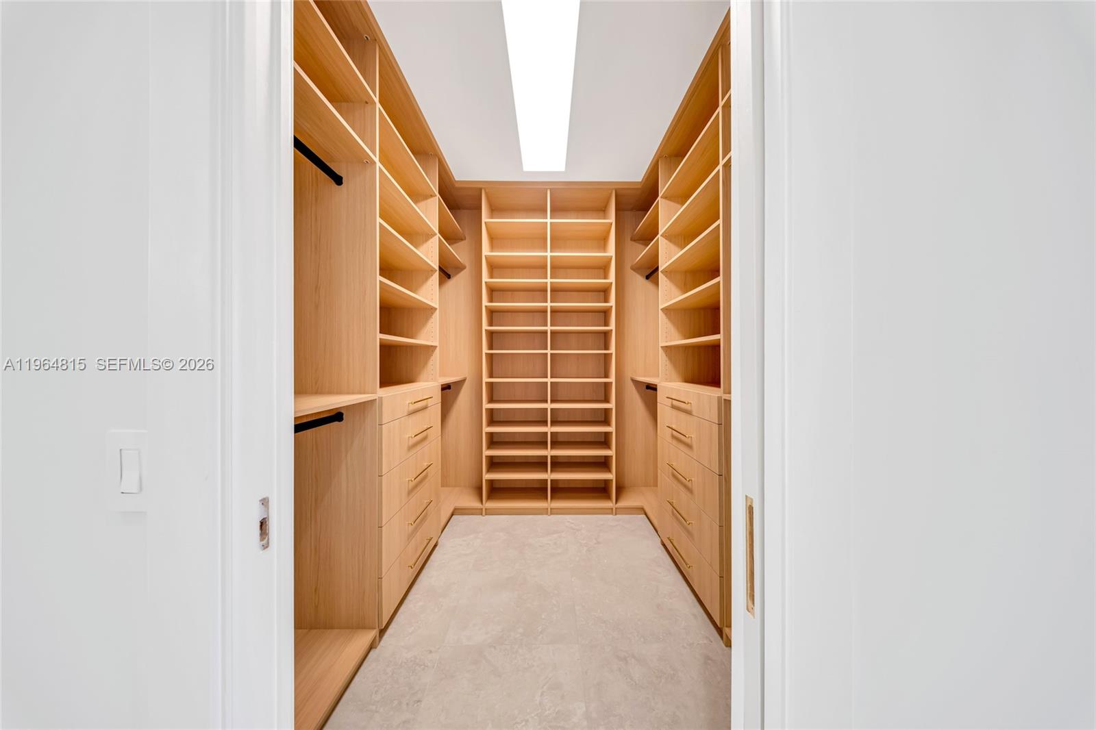 9381 SW 100th St Miami, FL 33176