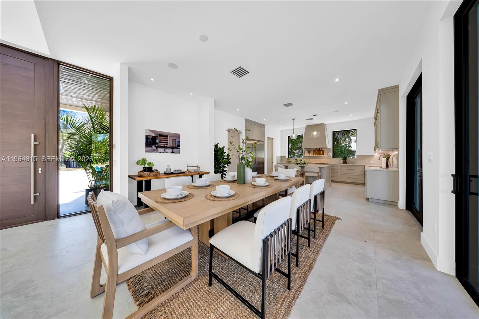 9381 SW 100th St Miami, FL 33176