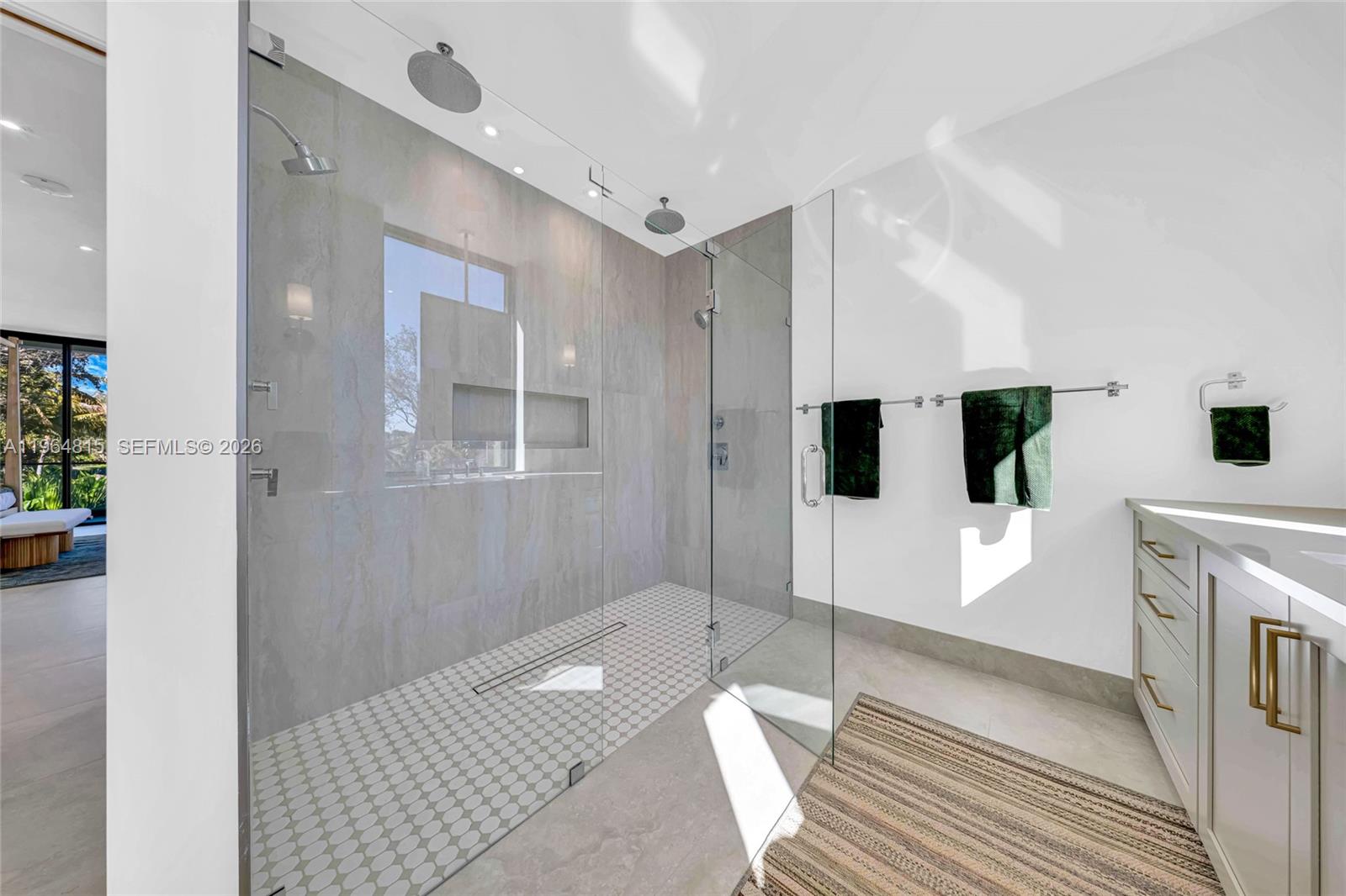 9381 SW 100th St Miami, FL 33176