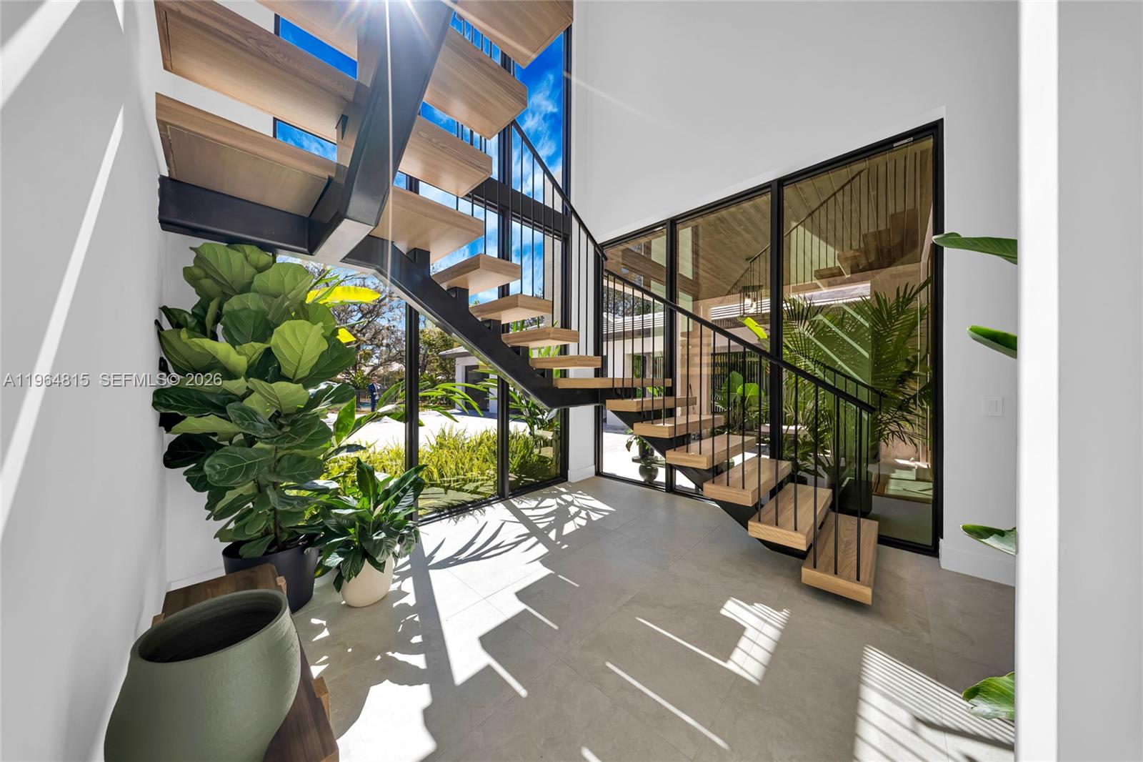 9381 SW 100th St Miami, FL 33176