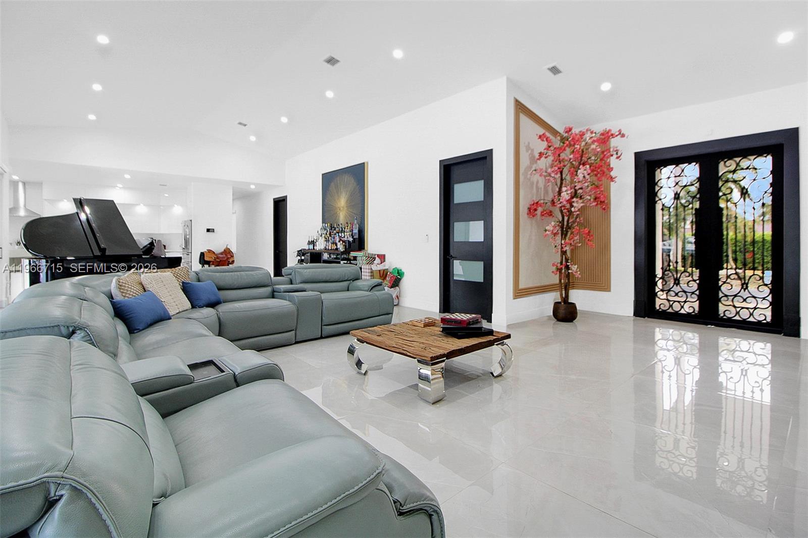 2600 SW 128th Ave Miami, FL 33175