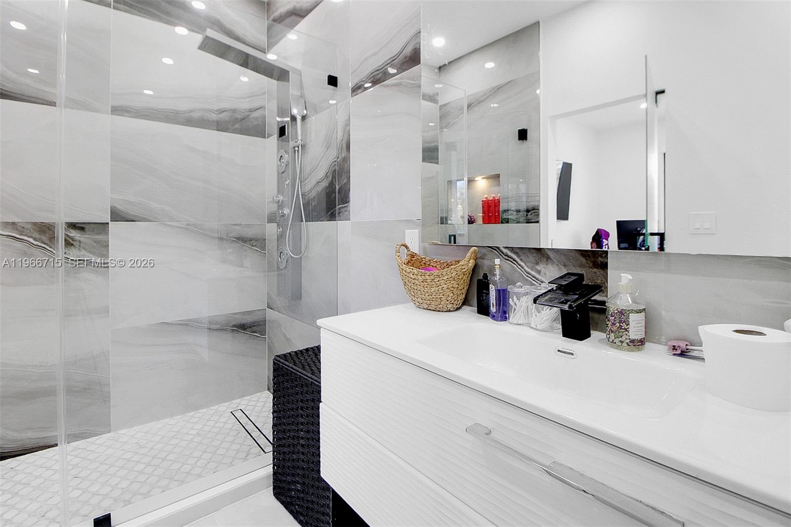 2600 SW 128th Ave Miami, FL 33175