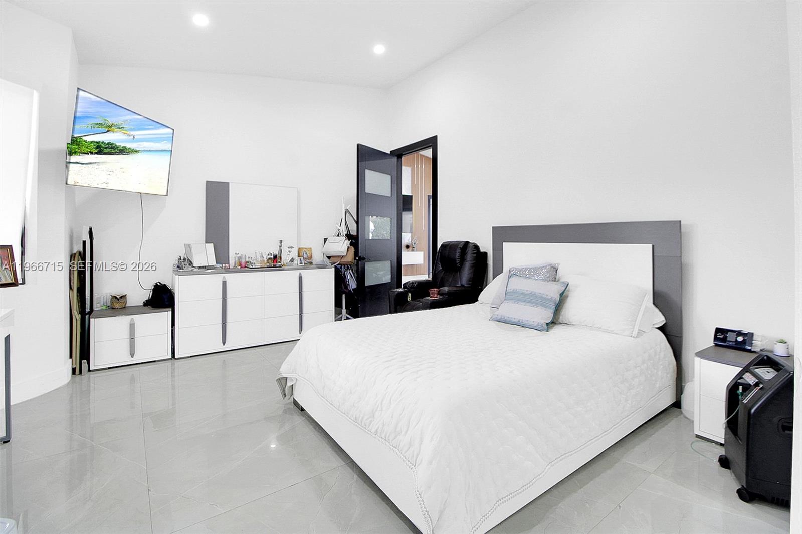 2600 SW 128th Ave Miami, FL 33175