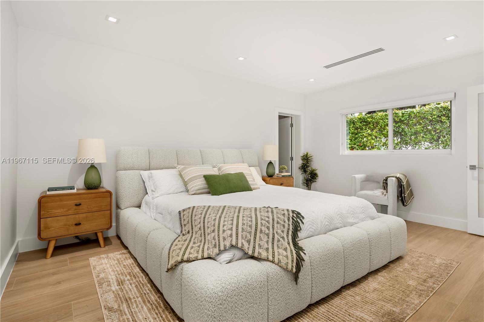 6011 Maynada St Coral Gables, FL 33146