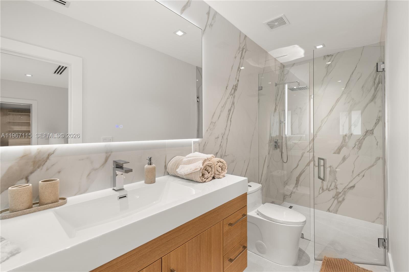 6011 Maynada St Coral Gables, FL 33146