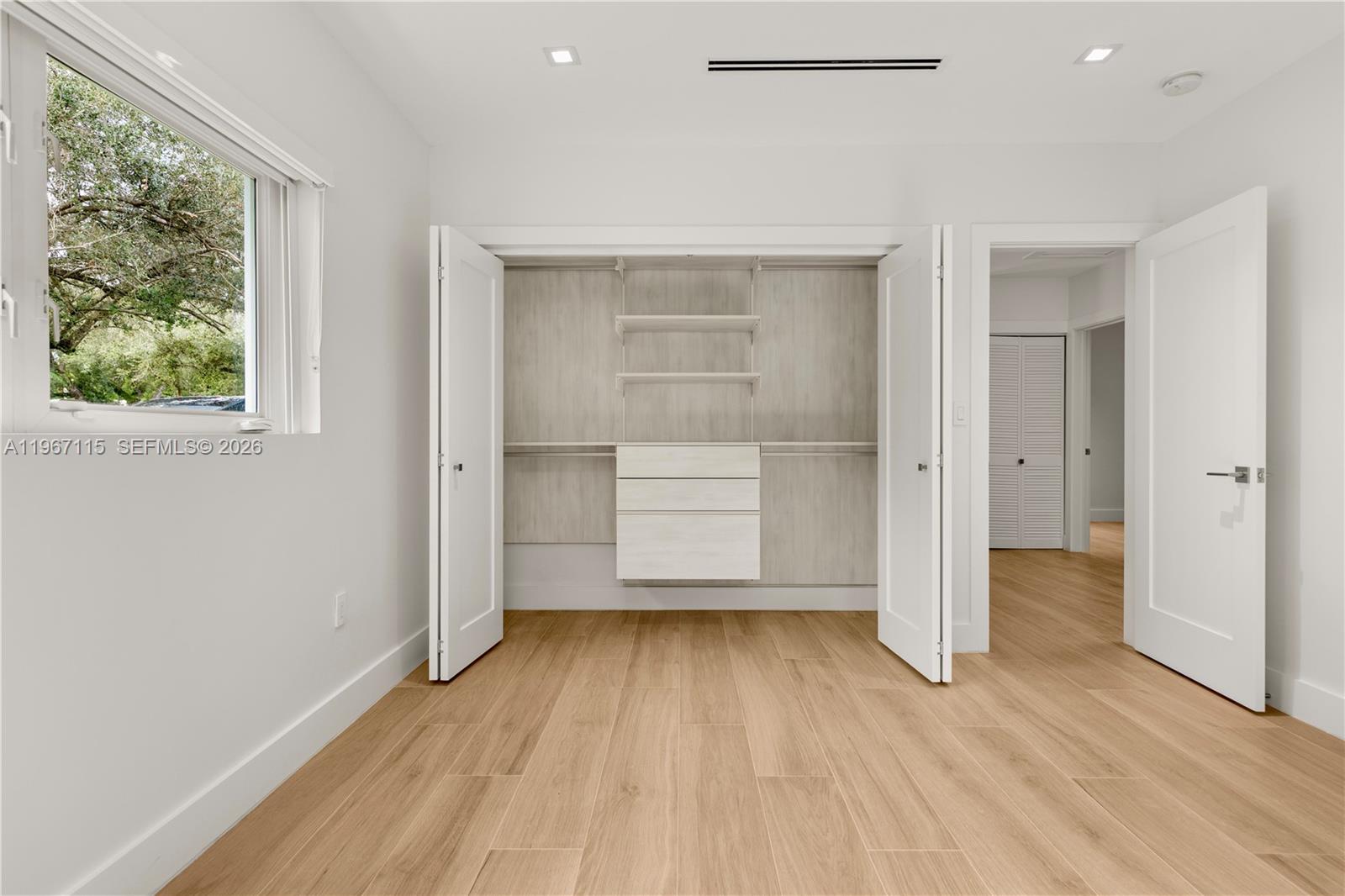 6011 Maynada St Coral Gables, FL 33146