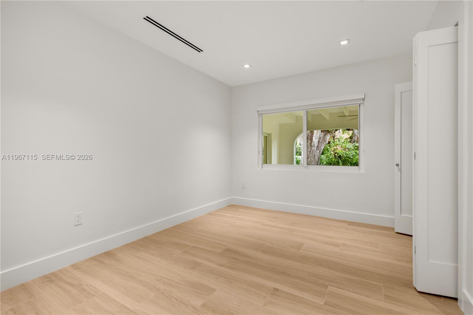 6011 Maynada St Coral Gables, FL 33146