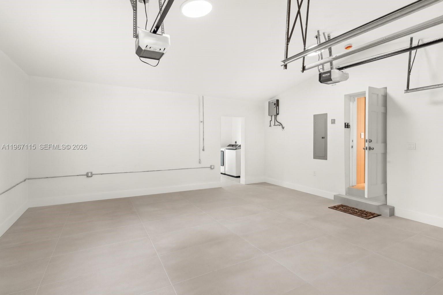 6011 Maynada St Coral Gables, FL 33146