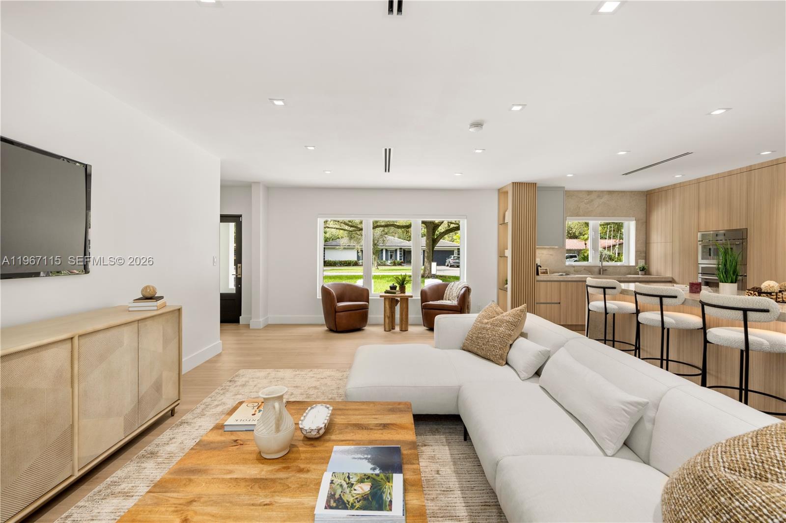 6011 Maynada St Coral Gables, FL 33146