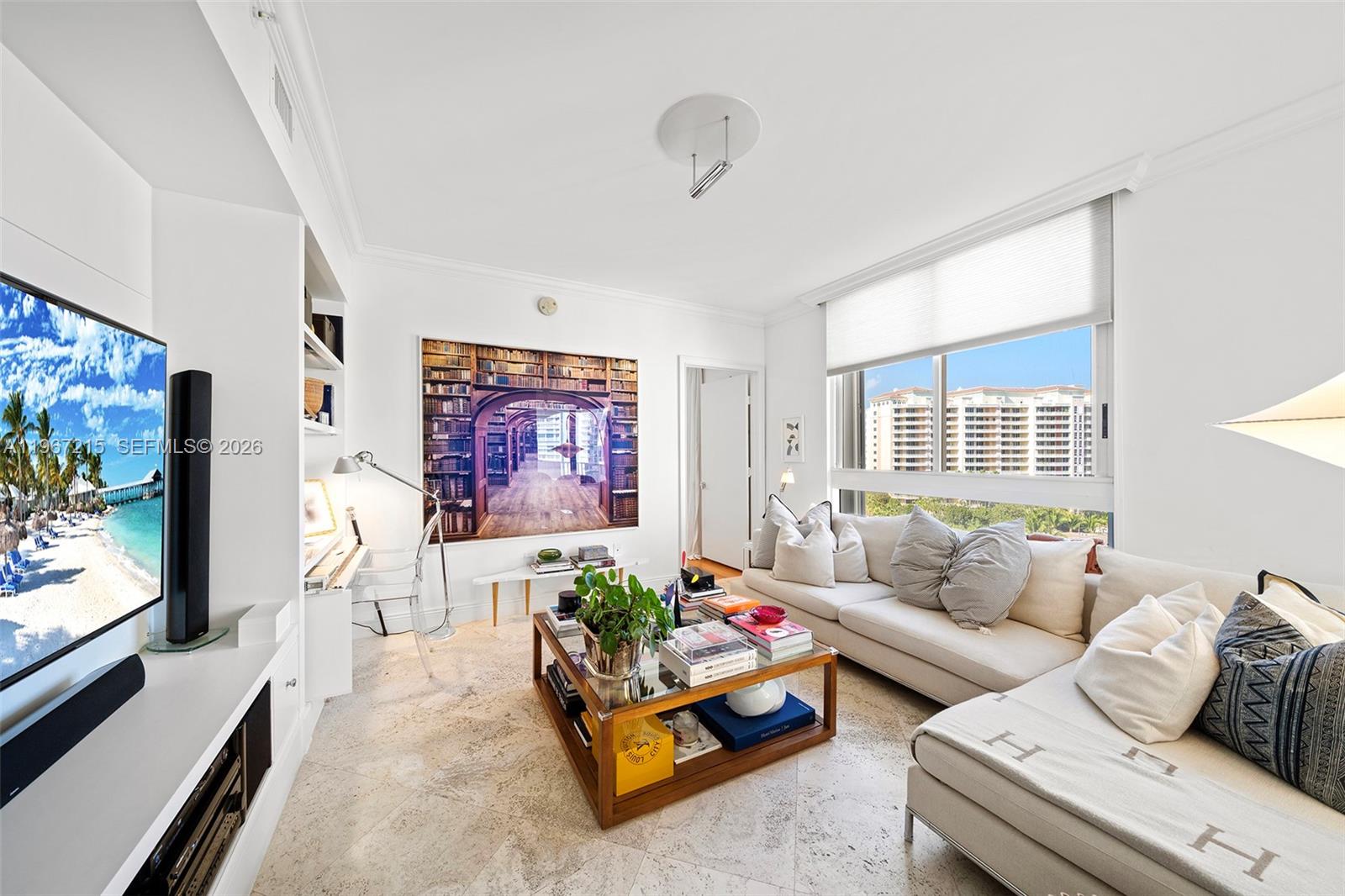 789 Crandon Blvd #1001 Key Biscayne, FL 33149