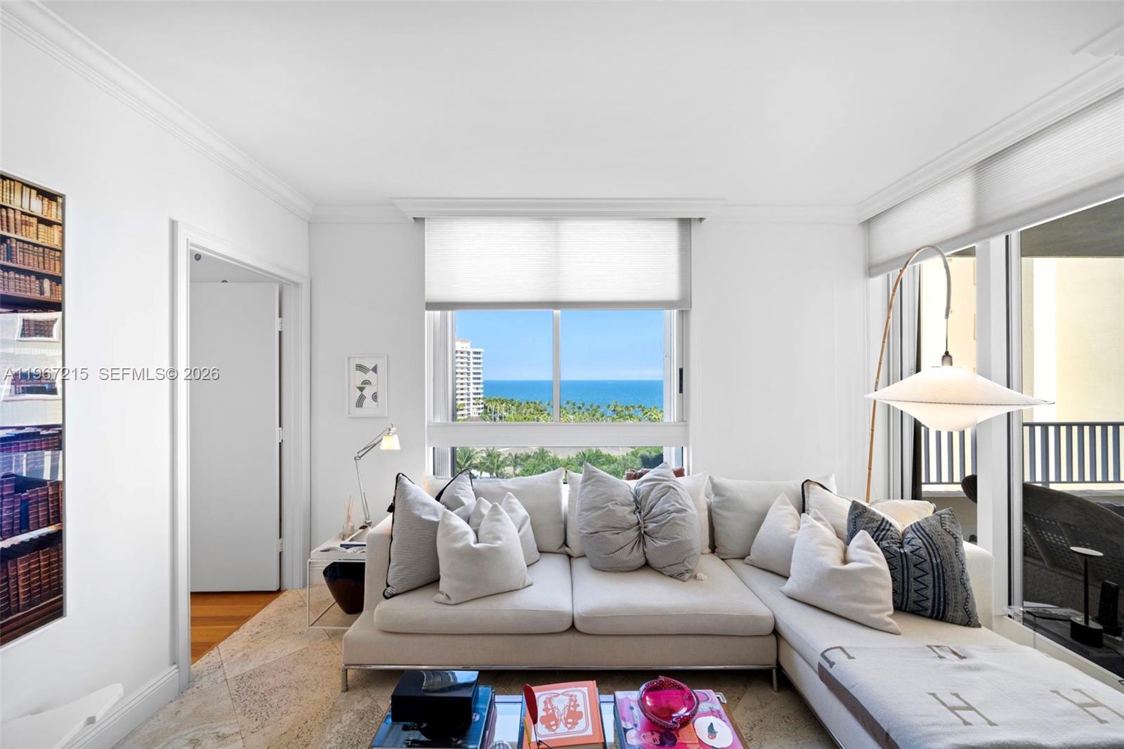 789 Crandon Blvd #1001 Key Biscayne, FL 33149