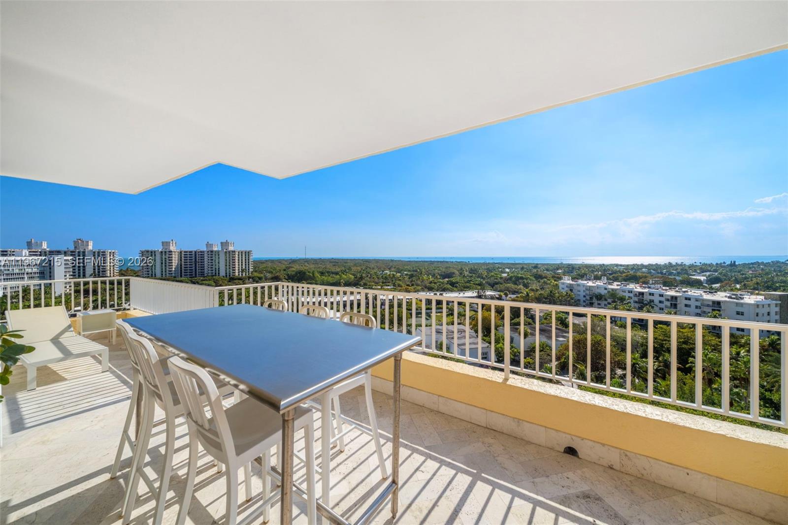 789 Crandon Blvd #1001 Key Biscayne, FL 33149