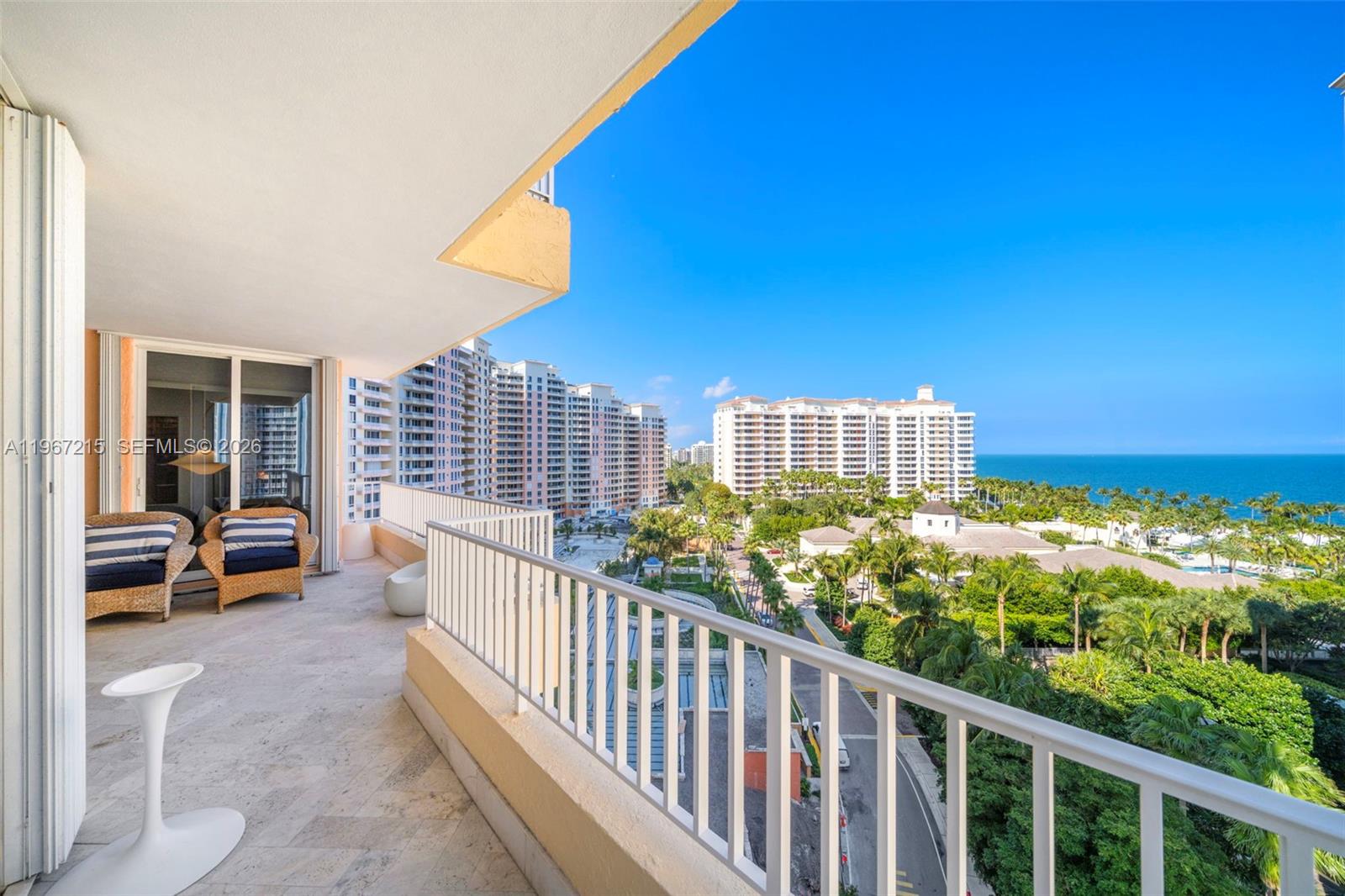 789 Crandon Blvd #1001 Key Biscayne, FL 33149