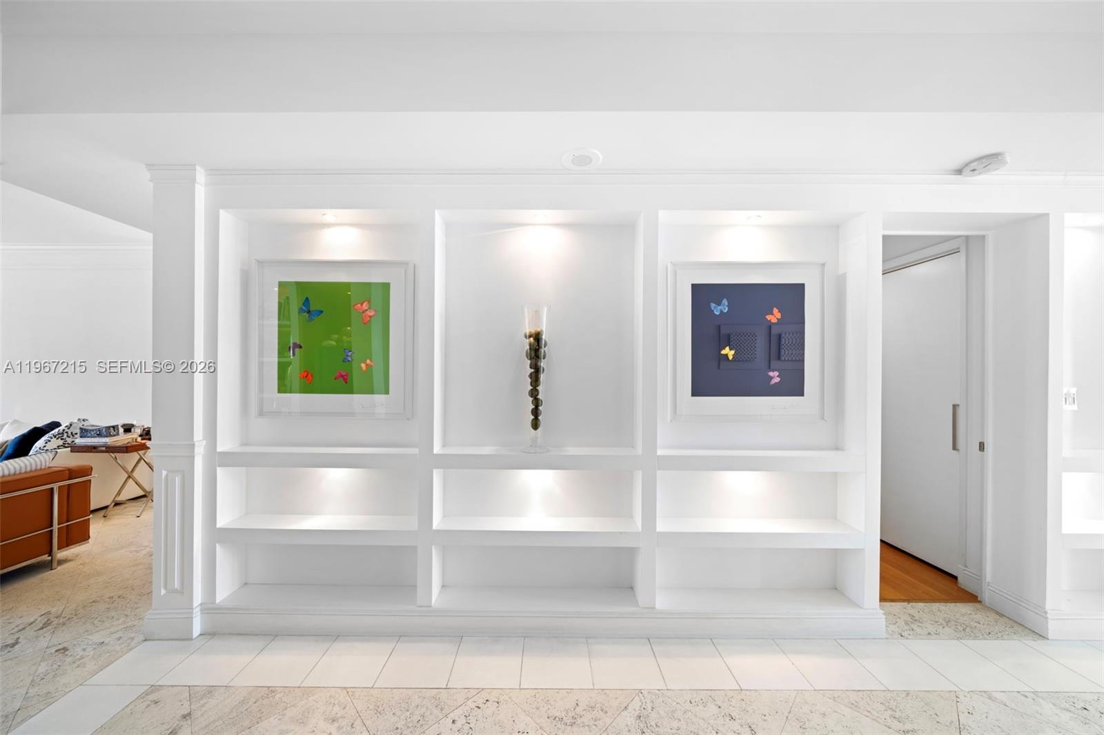 789 Crandon Blvd #1001 Key Biscayne, FL 33149