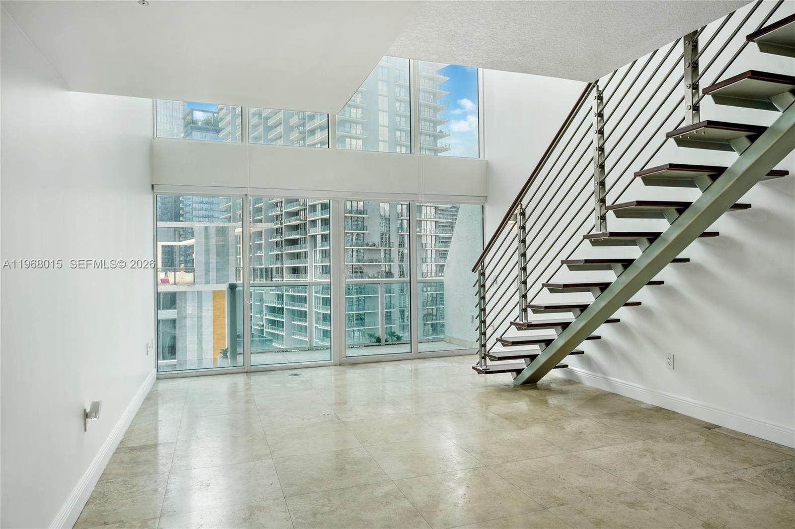 image Brickell on the River South2