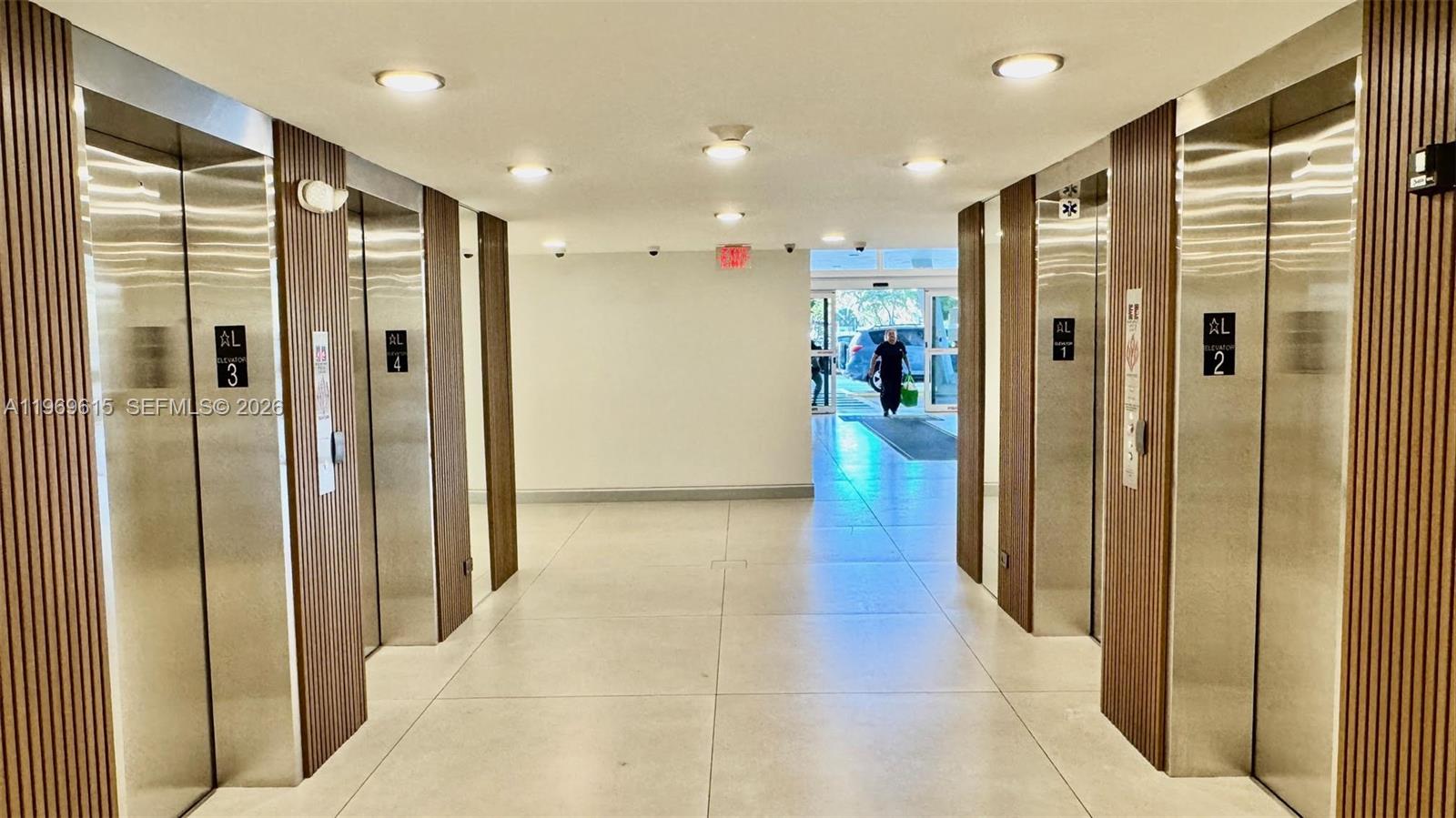 image Winston Towers 30016