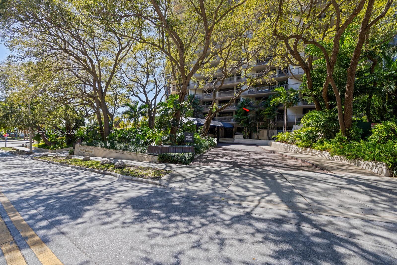 image Yacht Harbour11