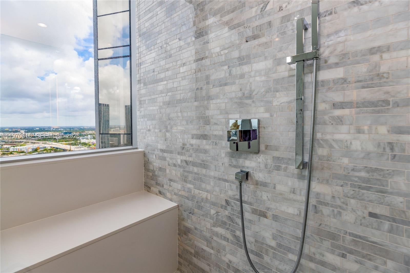 image Paramount Miami Worldcenter14