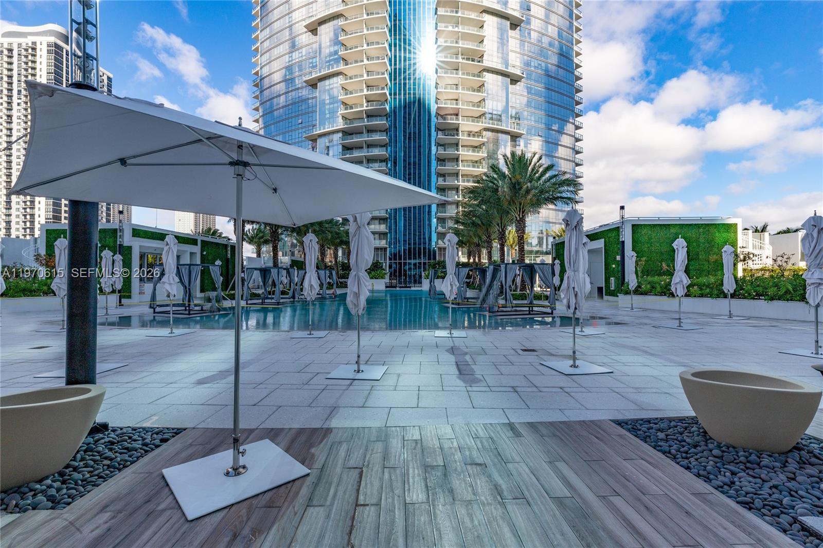 image Paramount Miami Worldcenter36