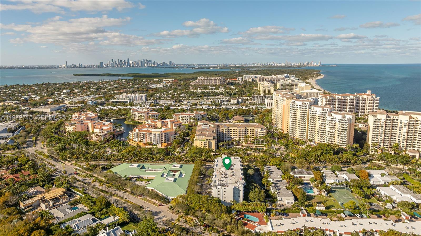 210 Sea Vw Dr #207 Key Biscayne, FL 33149