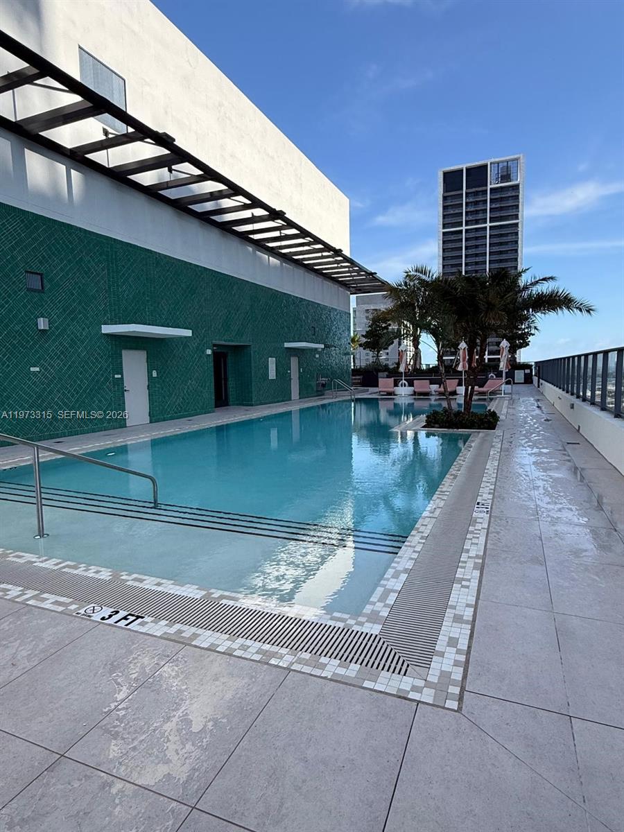 image The Crosby Miami Worldcenter15