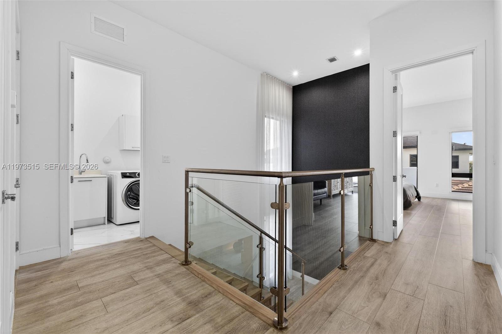 8126 NW 48th Ter Doral, FL 33166