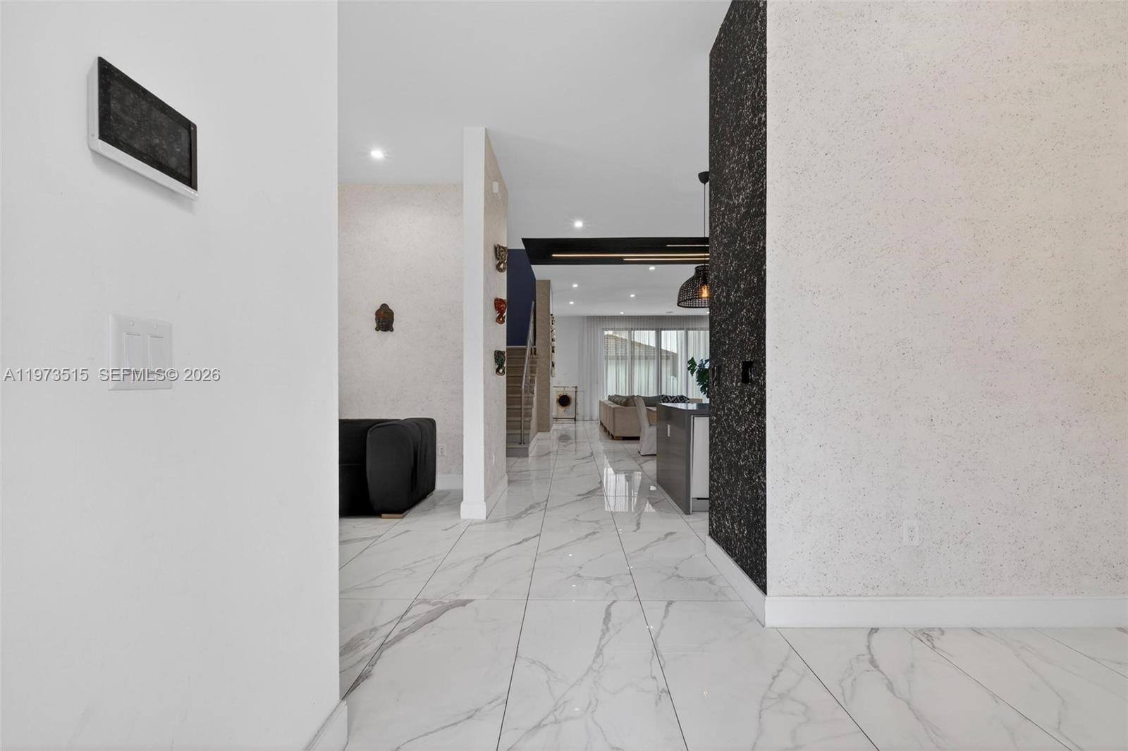 8126 NW 48th Ter Doral, FL 33166