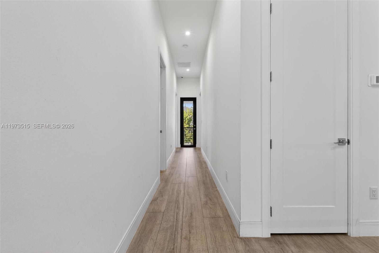 8126 NW 48th Ter Doral, FL 33166