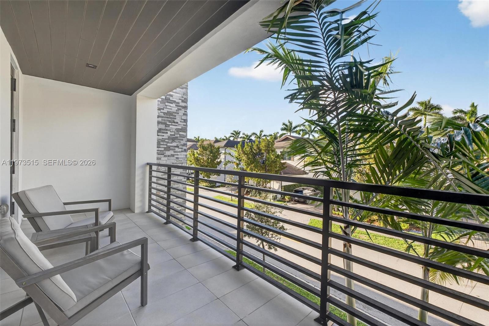 8126 NW 48th Ter Doral, FL 33166