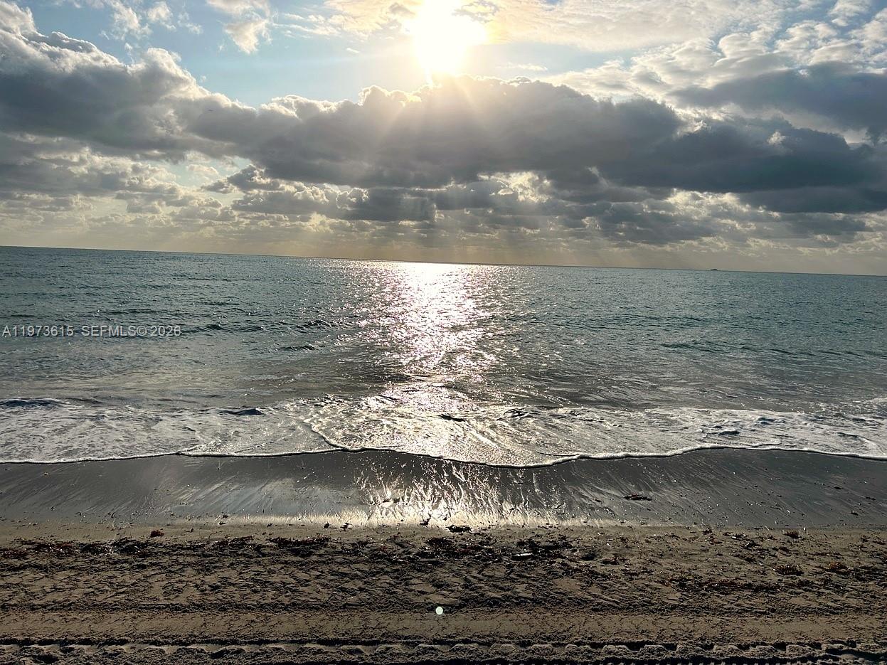 430 Grand Bay Dr #801