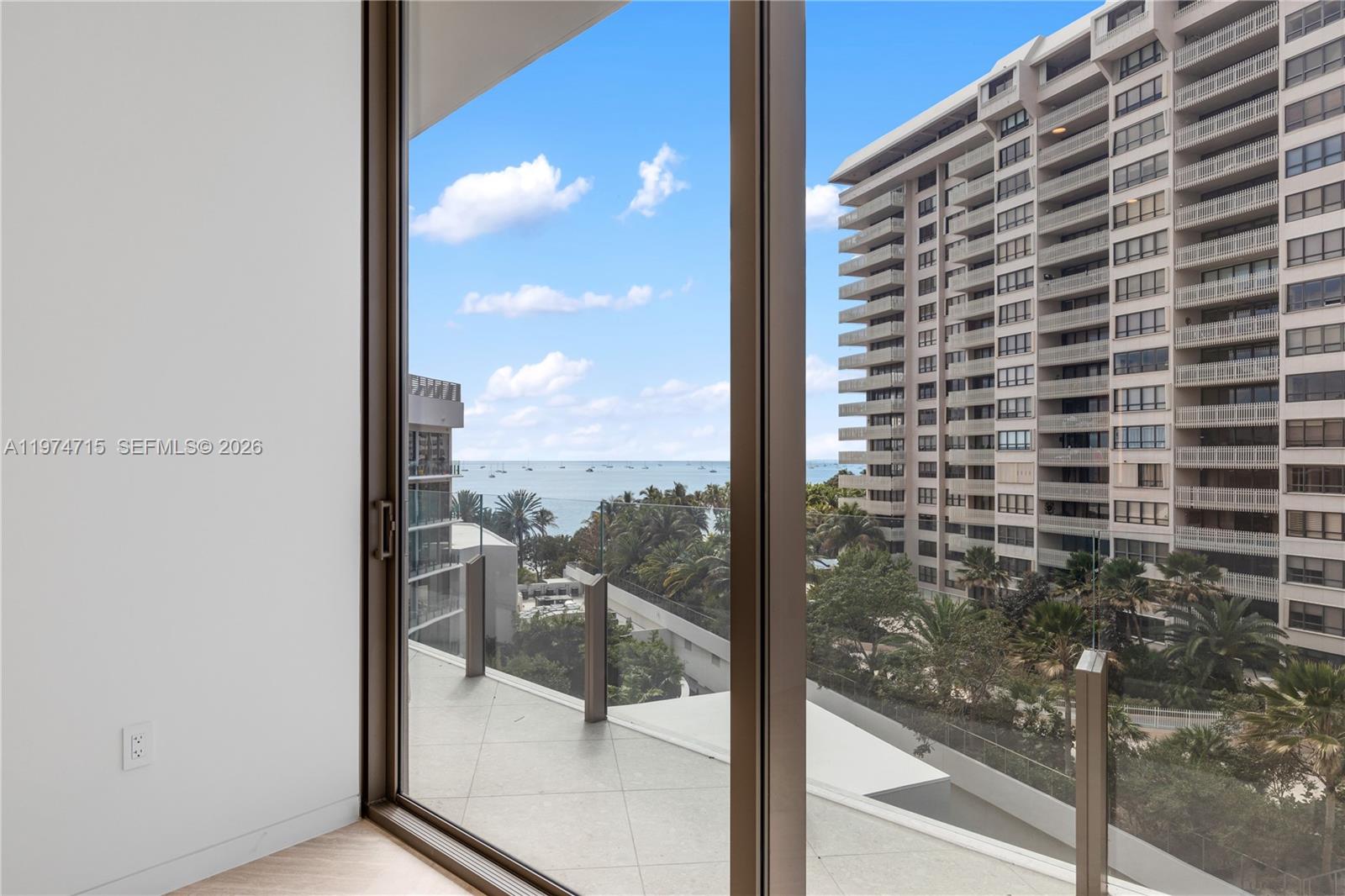 5 Grove Isle Dr #PHL1 Miami, FL 33133