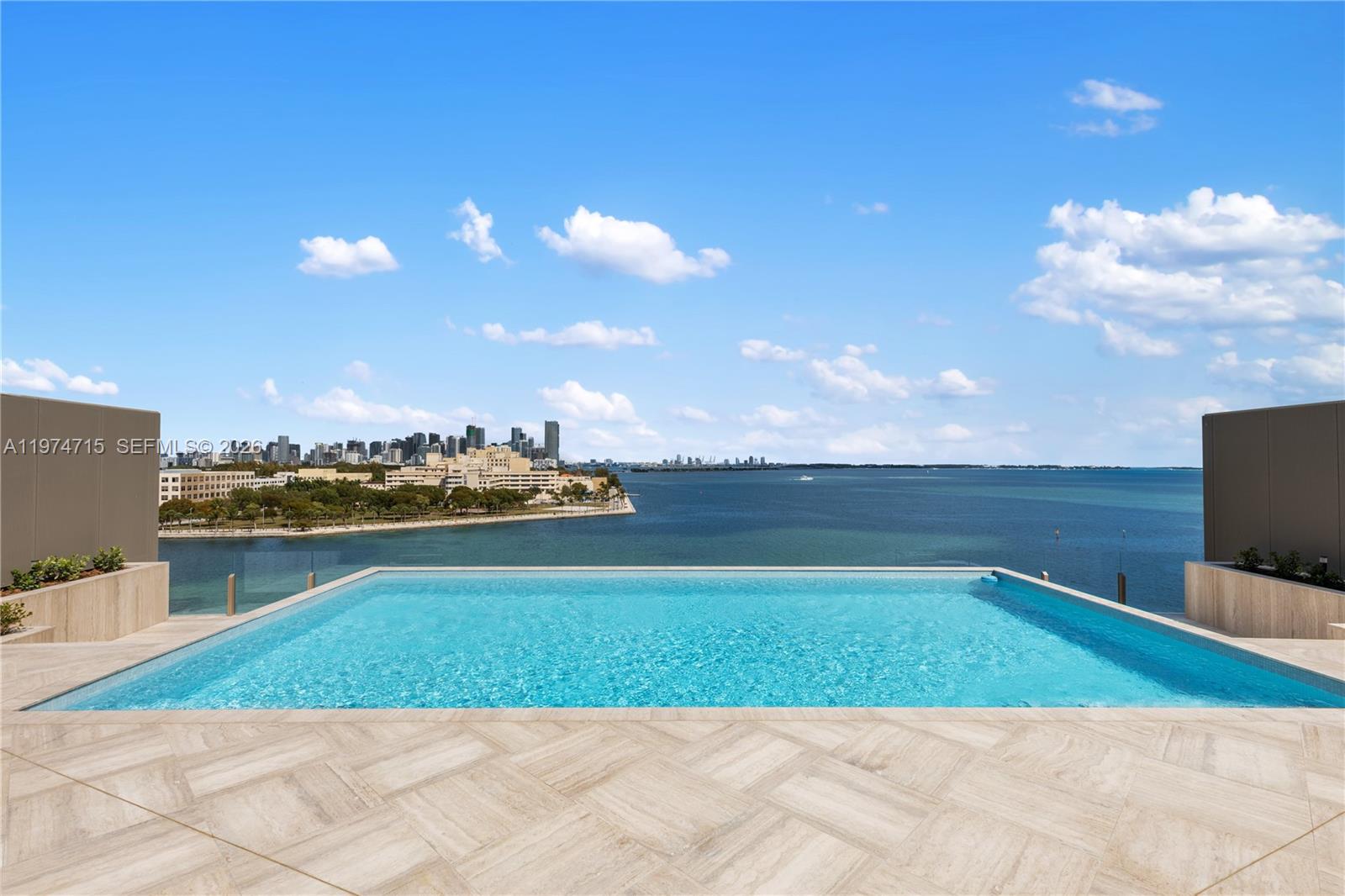 5 Grove Isle Dr #PHL1 Miami, FL 33133