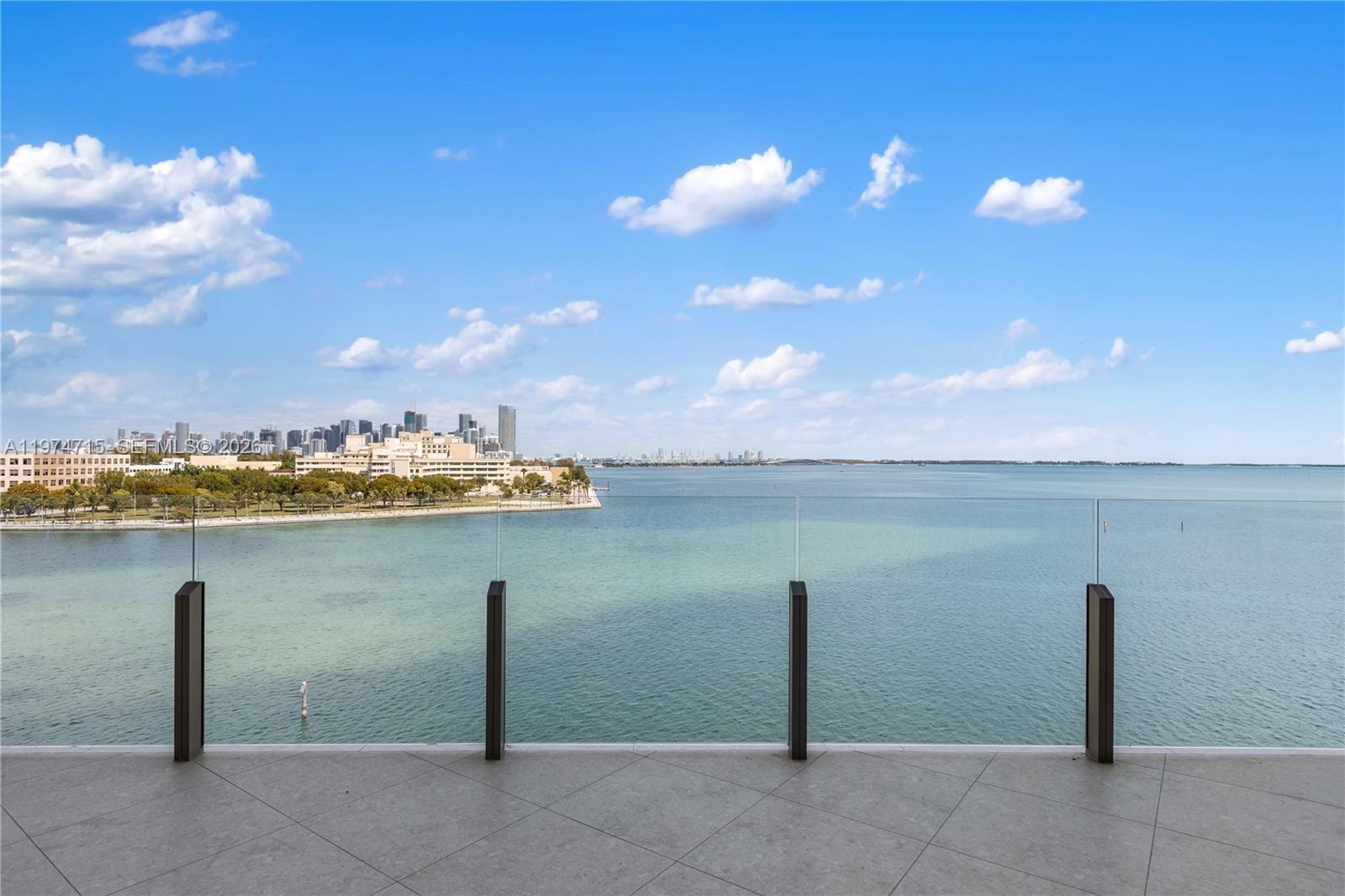 5 Grove Isle Dr #PHL1 Miami, FL 33133