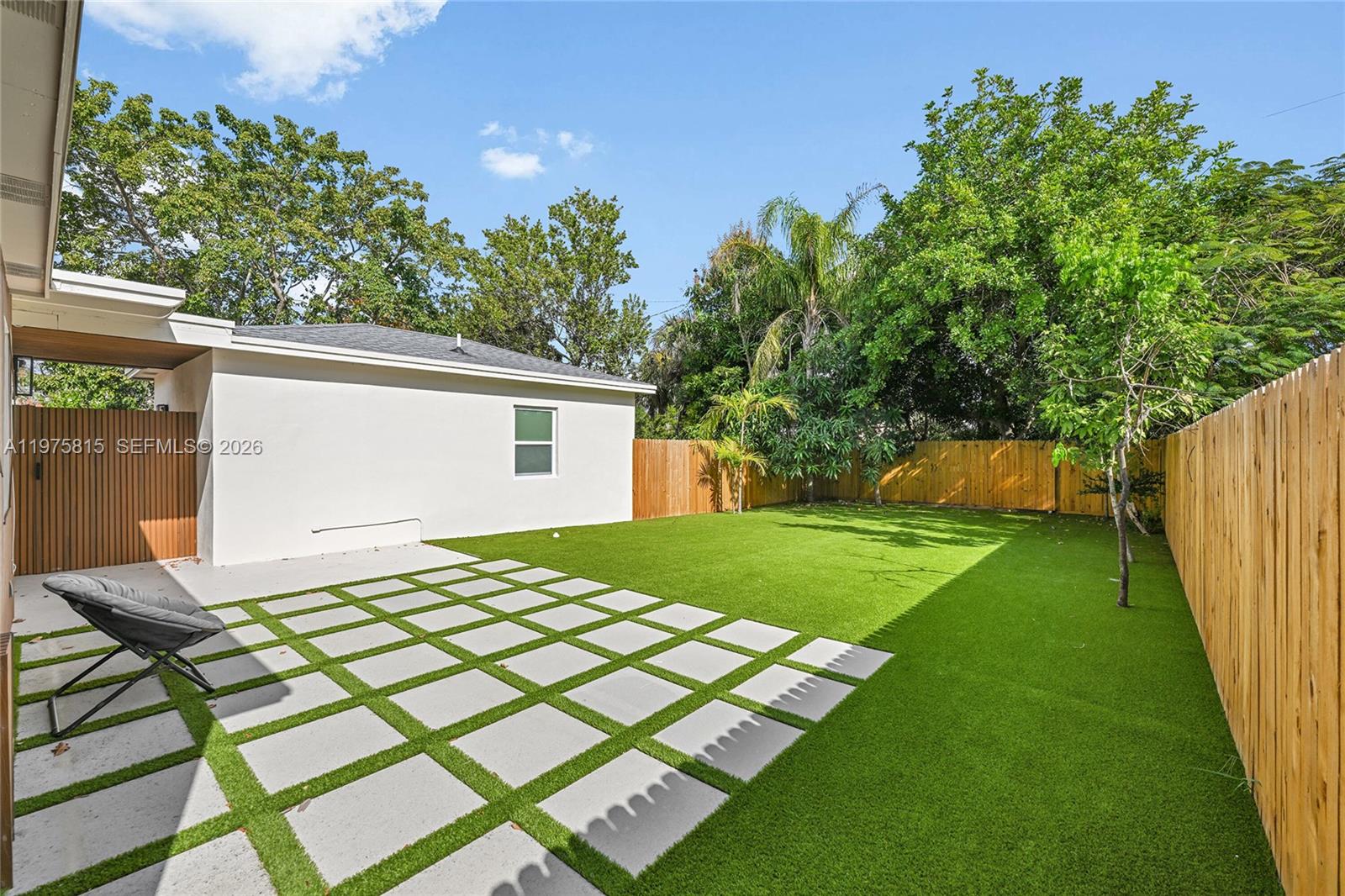 1628 NW 5th Ave Fort Lauderdale, FL 33311