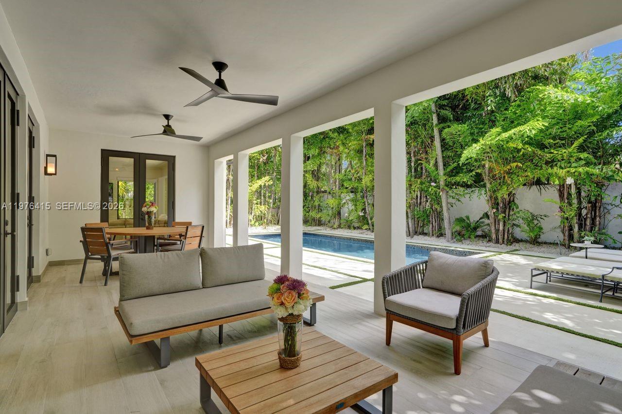 5735 N Bay Rd Miami Beach, FL 33140