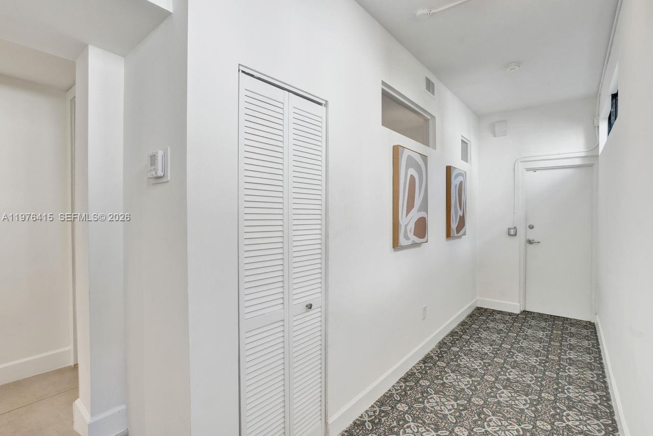 5735 N Bay Rd Miami Beach, FL 33140