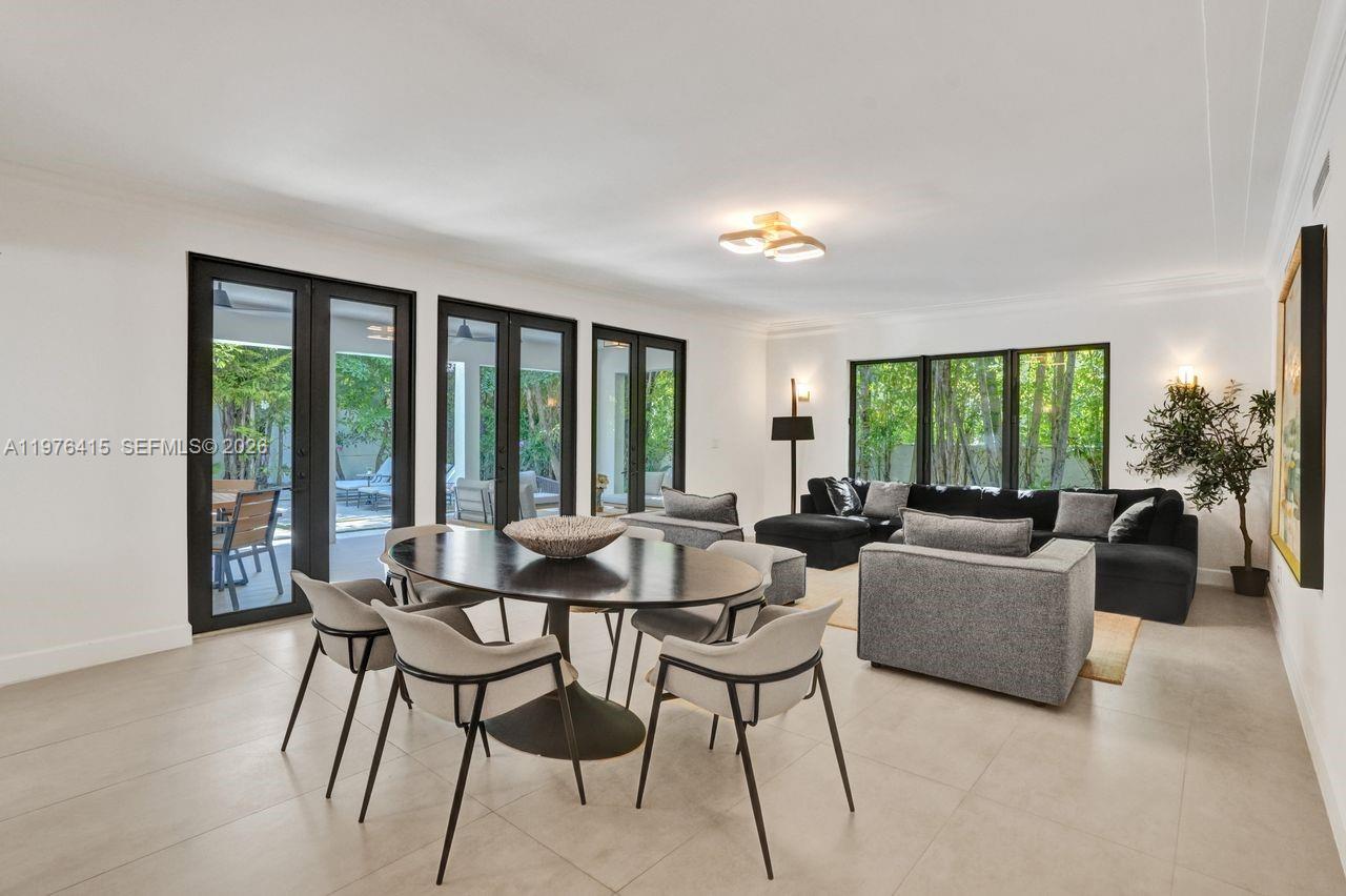 5735 N Bay Rd Miami Beach, FL 33140