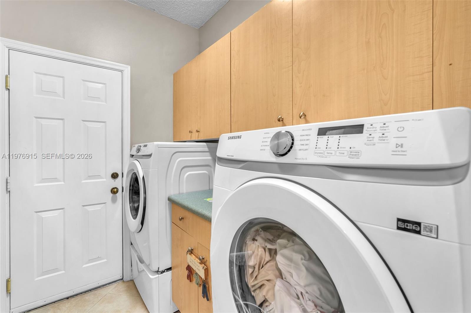 1435 Cardinal Way Weston, FL 33327