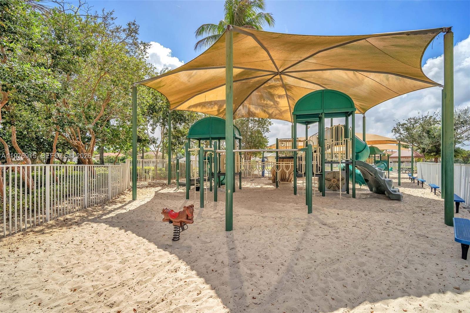 1435 Cardinal Way Weston, FL 33327