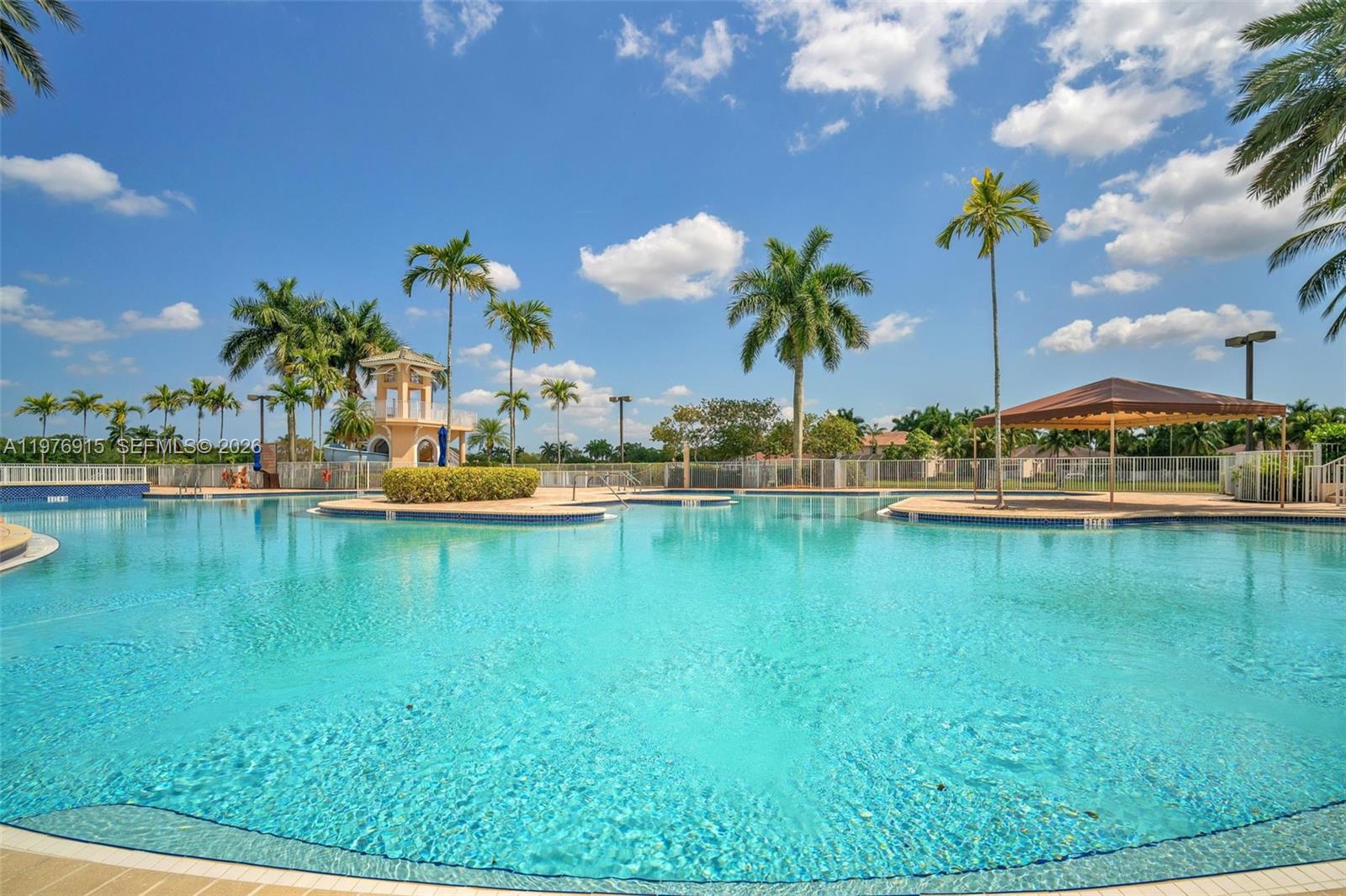 1435 Cardinal Way Weston, FL 33327