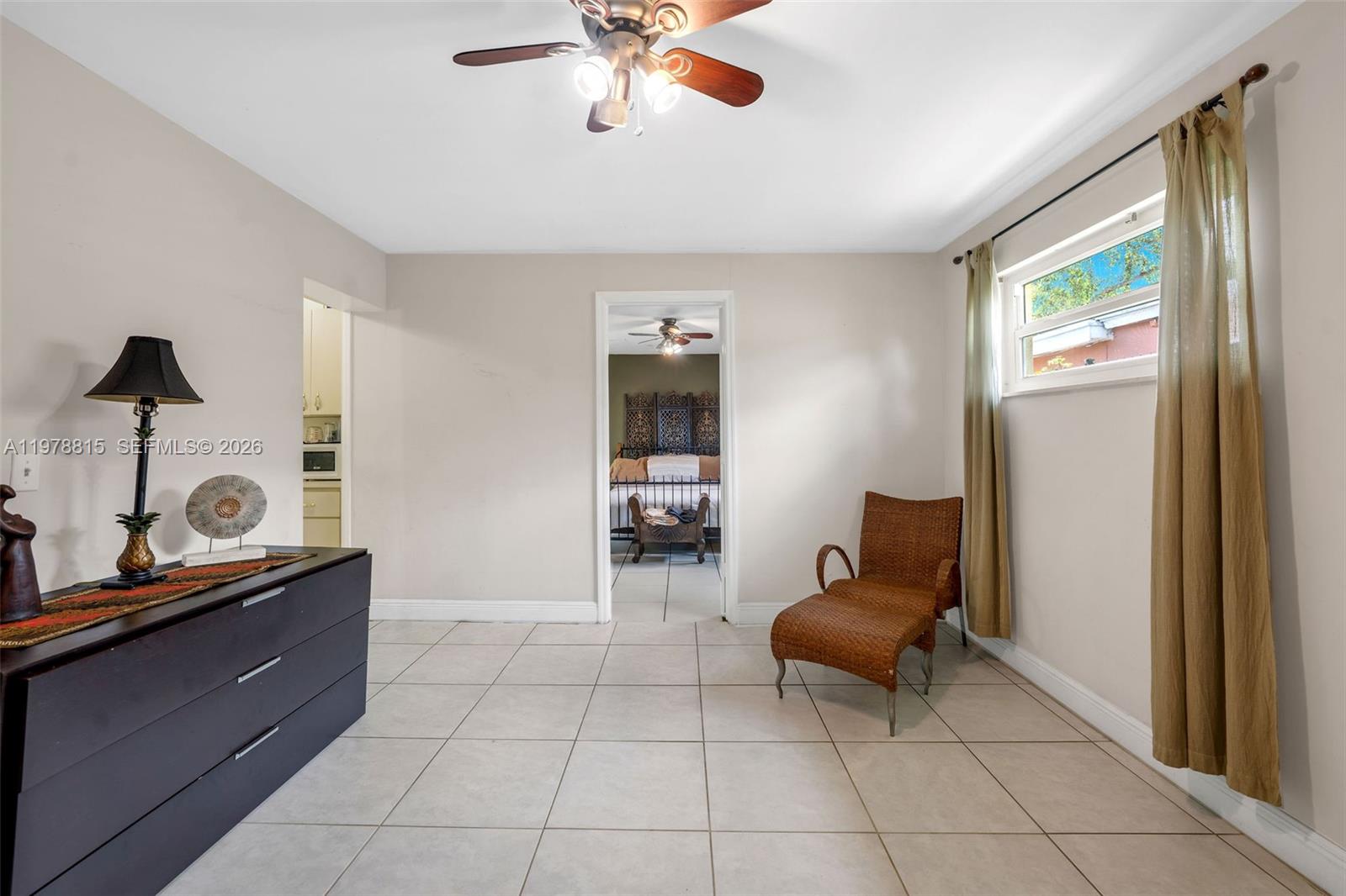 2048 NE 180th St North Miami Beach, FL 33162