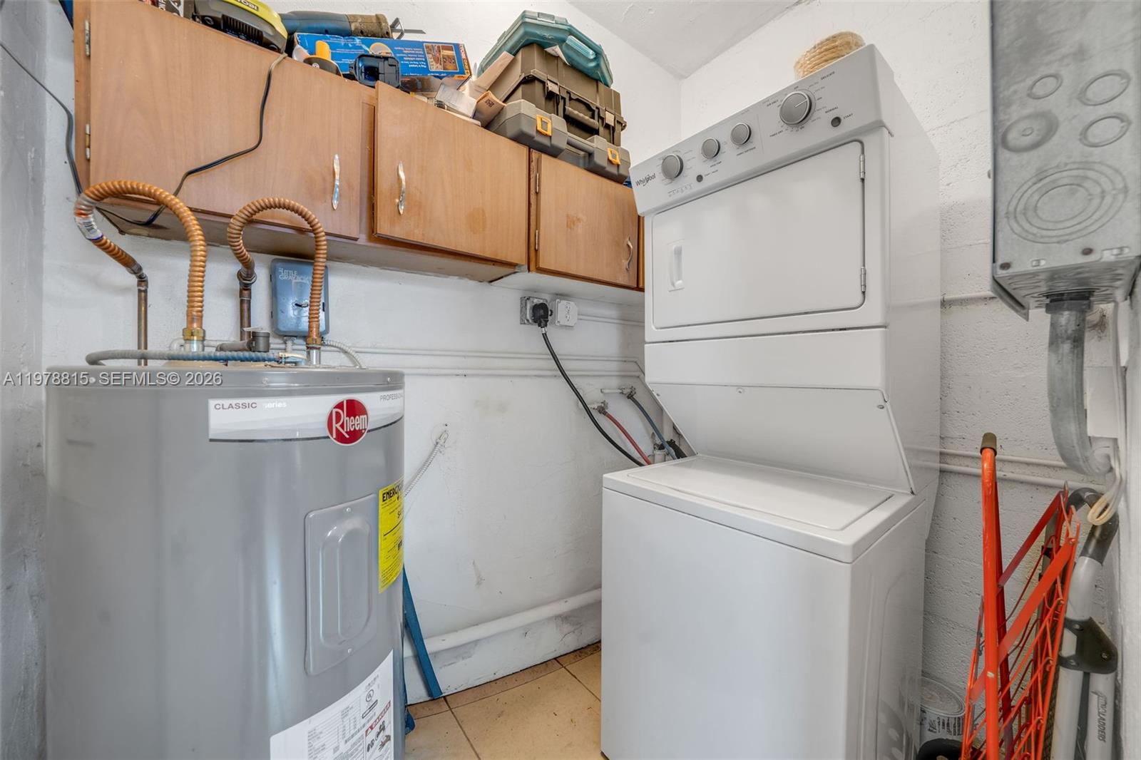 2048 NE 180th St North Miami Beach, FL 33162