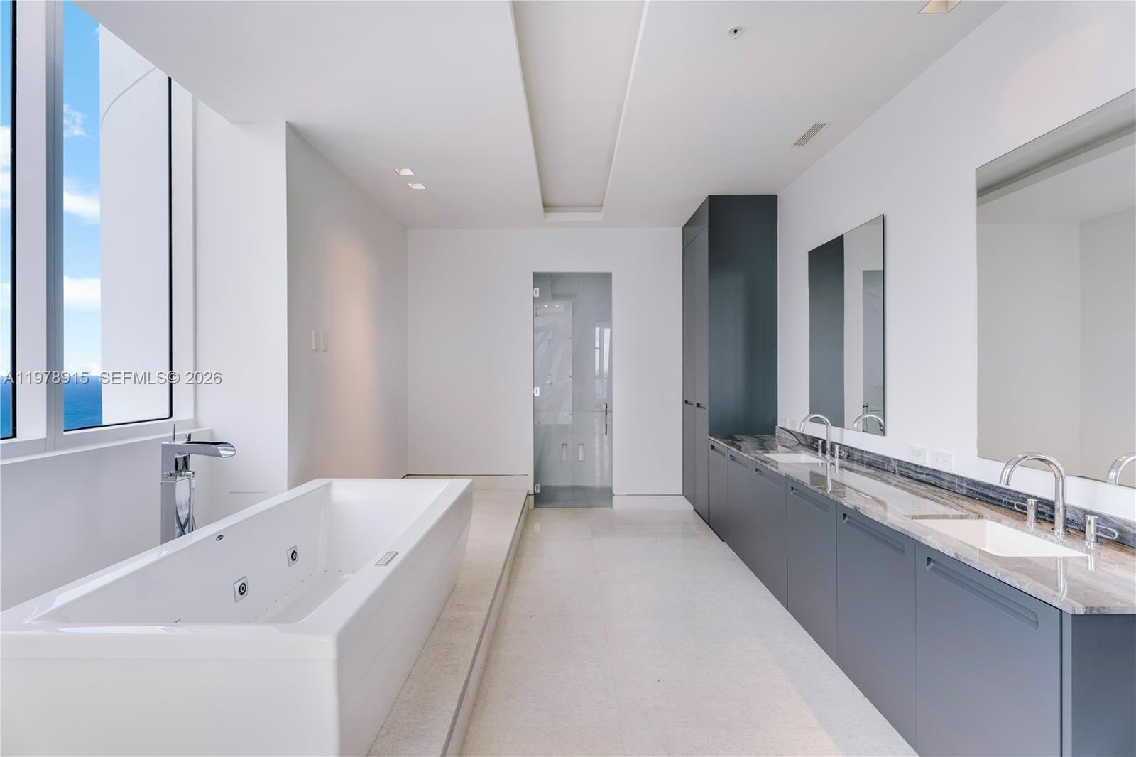 18201 E Collins Ave #TS1 Sunny Isles Beach, FL 33160