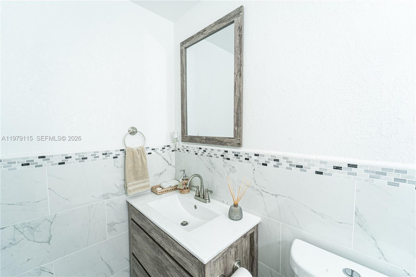 14172 NW 87th Ct Miami Lakes, FL 33018