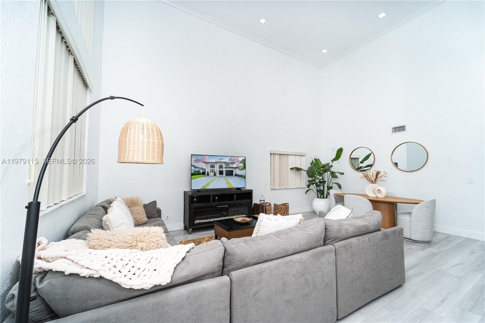 14172 NW 87th Ct Miami Lakes, FL 33018